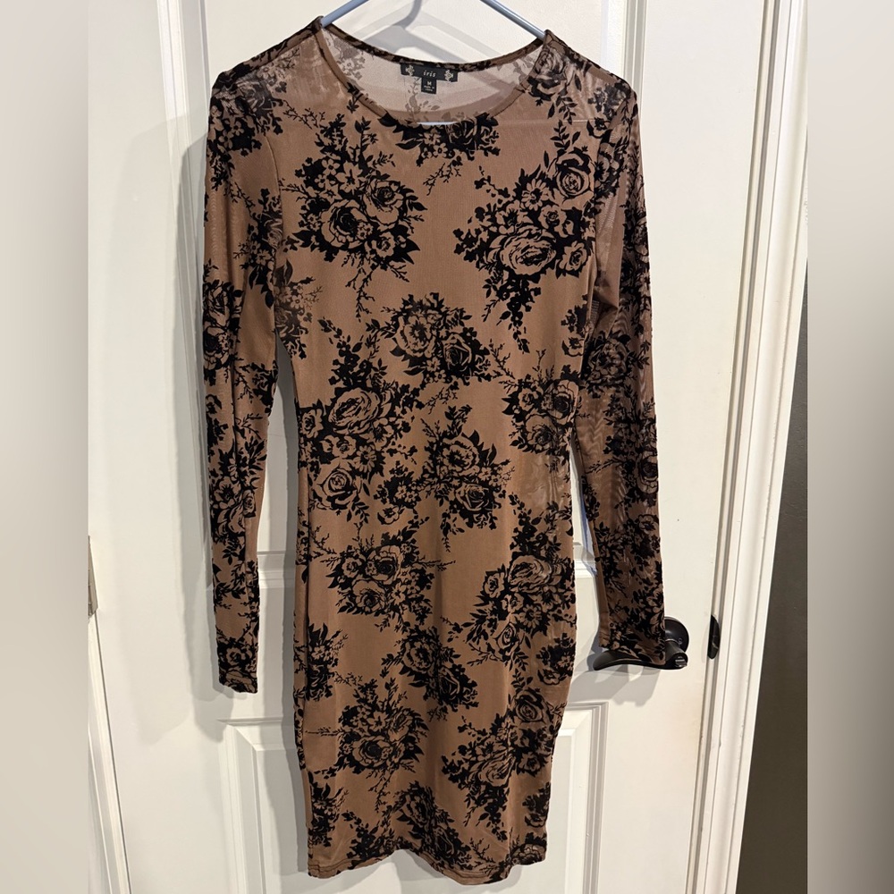 🤎🖤 Brown Mesh Midi Dress with Black Velvet Floral Details 🖤🤎